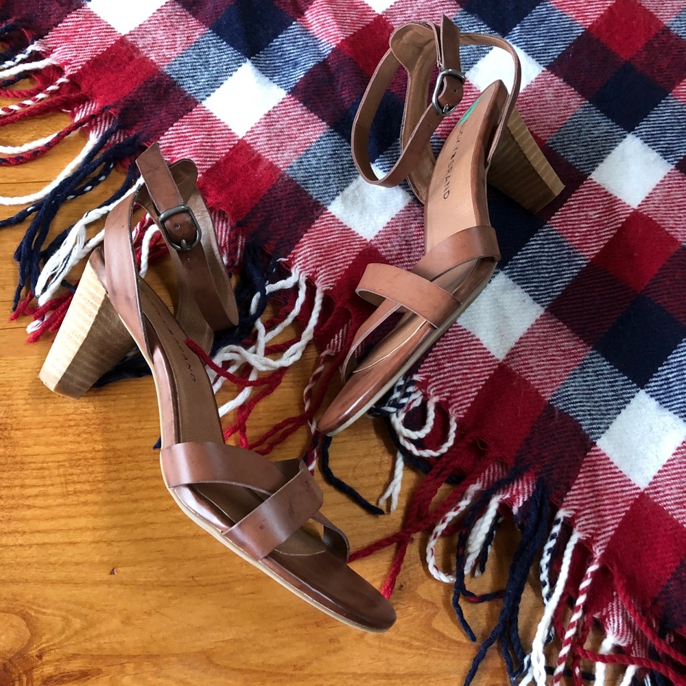Lucky Brand Strappy Brown Sandals Size 8